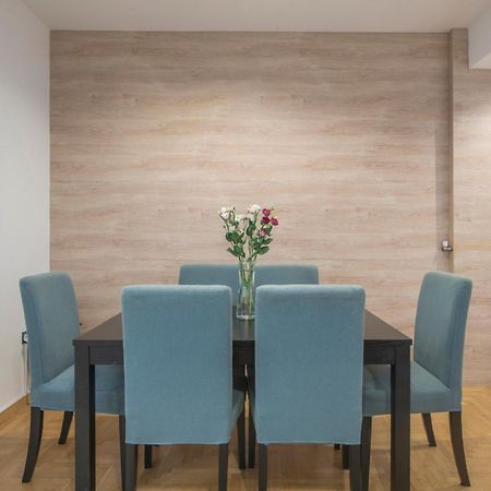 Delightful Stylish Two Bedroom Condo In Hip Area Of Central Athens Exterior photo